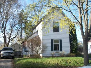 Main picture of 20 Palmer St NE