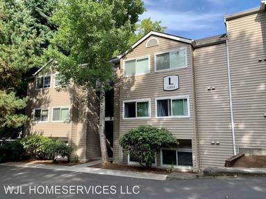 Main picture of 12032 100th Ave NE
