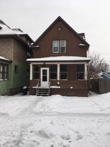 Main picture of 118 2nd St S