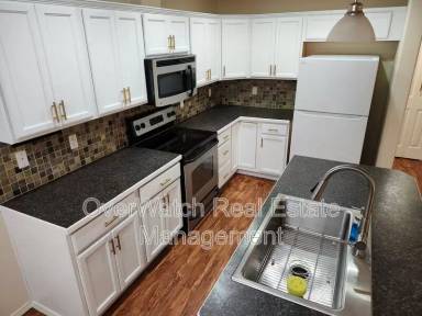 Main picture of 2431 Hillbrook Cir