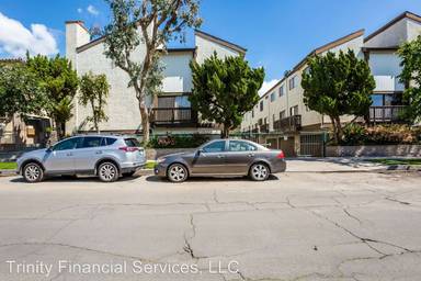 Main picture of 4222 Troost Ave