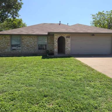 Main picture of 908 Garden View Dr