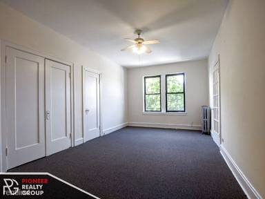 Main picture of 4851 N Damen Ave
