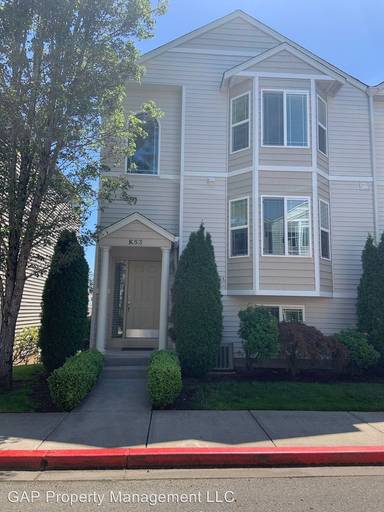 Main picture of 5700 NE 82nd Ave