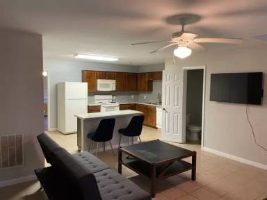 Main picture of 23409 High Point St