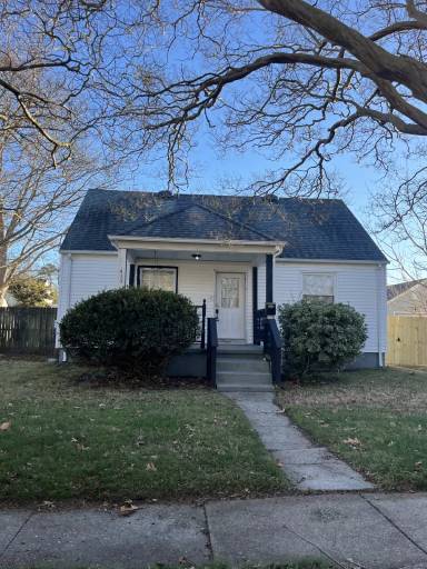 Main picture of 411 Farrell St
