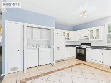 Main picture of 319 S 9th Ave