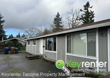 Main picture of 3422 S Madison St