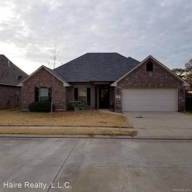 Main picture of 1703 Hassell Dr