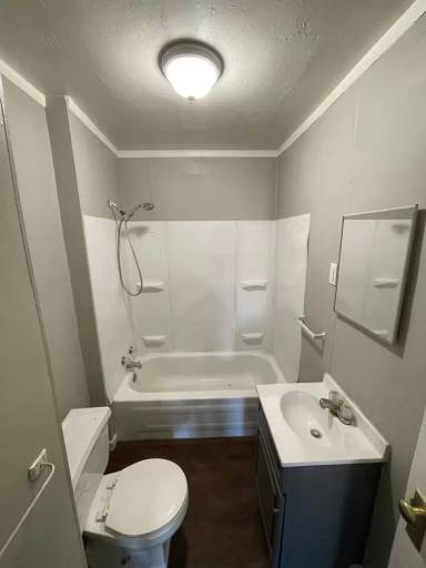 Main picture of 557 W Washington St