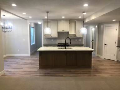 Main picture of 66 E Goosenest Dr