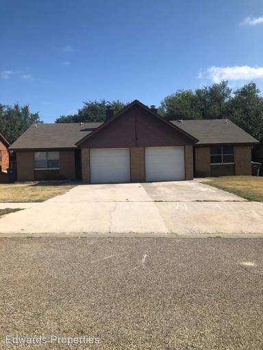 Main picture of 208 Halter Dr