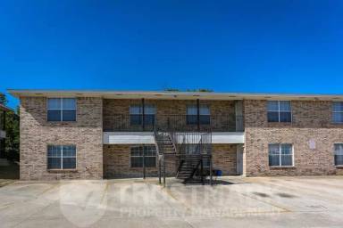 Main picture of 700 S Amy Ln