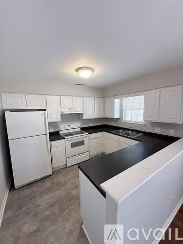 Main picture of 2802 Mulberry Ln