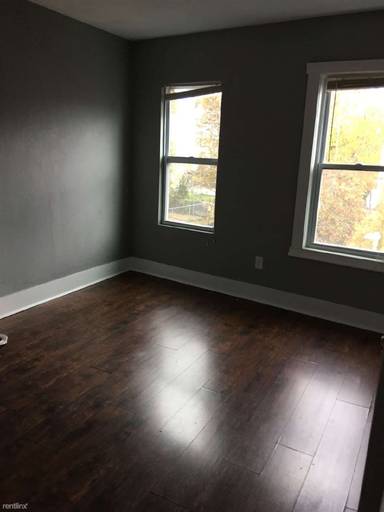 Main picture of 103 Erie St