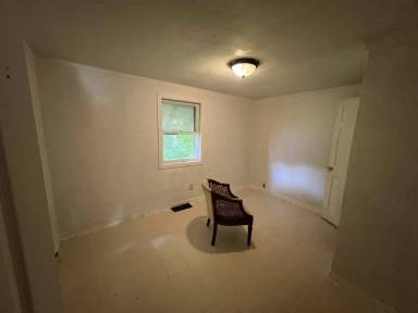 Main picture of 1287 E Willard Ave