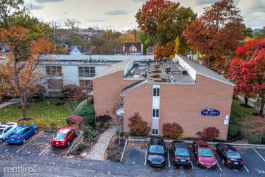Main picture of 231 Oak St
