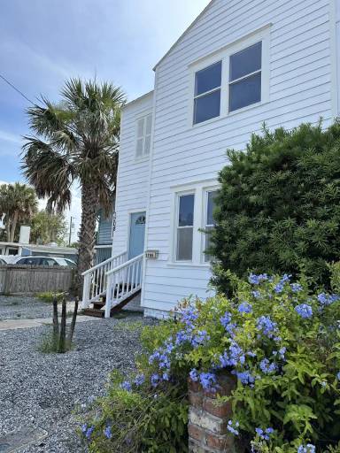 Main picture of 1708 3rd St