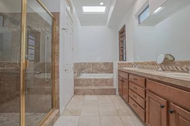 Main picture of 11 Wade Hampton Trl