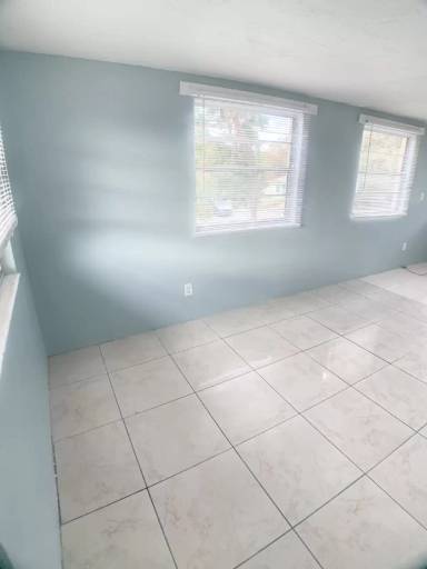 Main picture of 2700 Palmadelia Ave