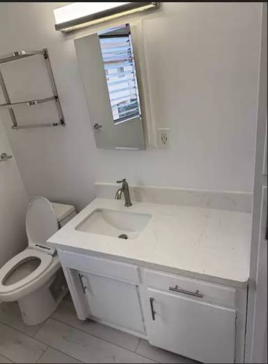 Main picture of 4410 W Martin Luther King Jr Blvd