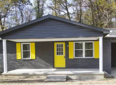 Main picture of 1447 Hazel Cir