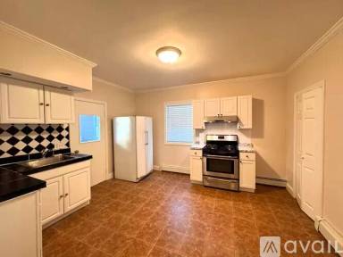 Main picture of 38 Hunting St