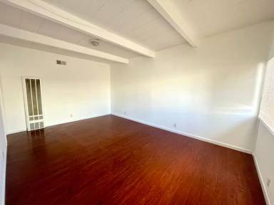 Main picture of 3400 High St