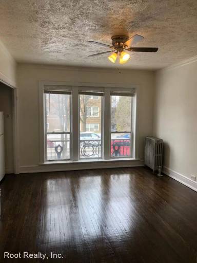 Main picture of Albany Park Apartments