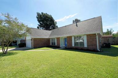 Main picture of 4552 Knollwood Ln