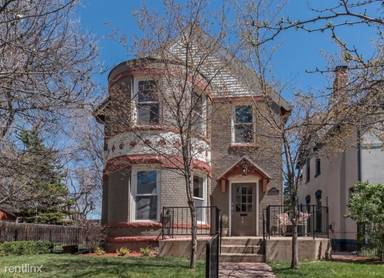 Main picture of 3028 Meade St
