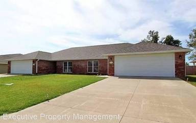 Main picture of 2313 Winesap Dr