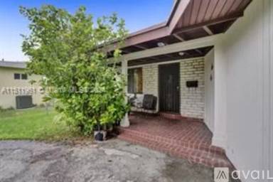 Main picture of 3255 SW 60th Ave
