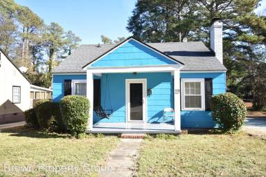Main picture of 231 Pinecrest Dr