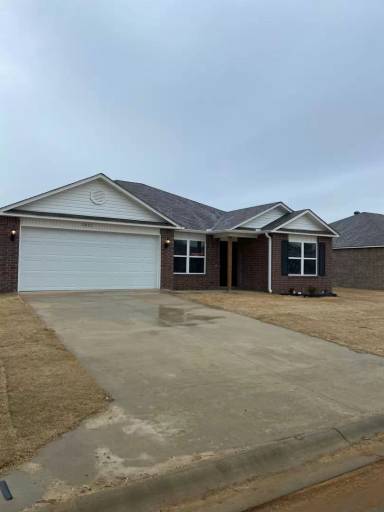 Main picture of 3821 Travers Ln