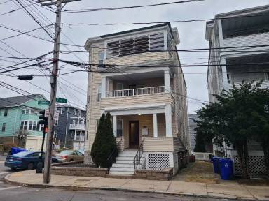 Main picture of 284 Summit Ave