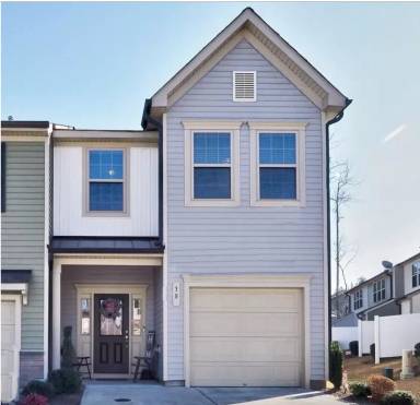 Main picture of 38 E Grove Point Dr