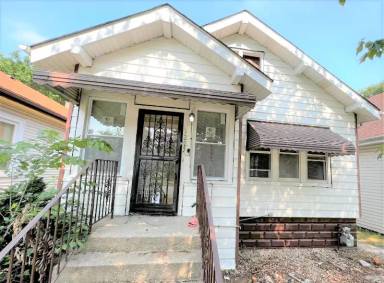 Main picture of 12231 S Yale Ave