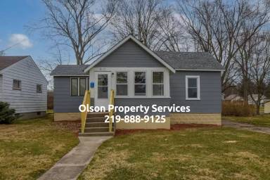 Main picture of 810 Plain St