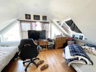 Main picture of 112 Hillside St