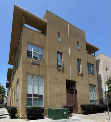 Main picture of 948 G St