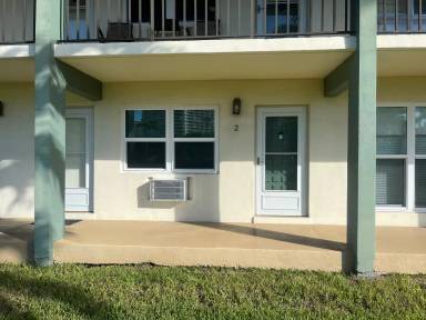 Main picture of 235 Seaview Ct