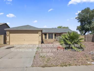 Main picture of 2 W Michelle Dr