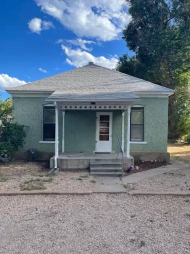 Main picture of 110 E Catlin Ave