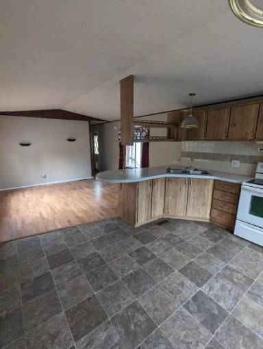Main picture of 1511 Main Ave