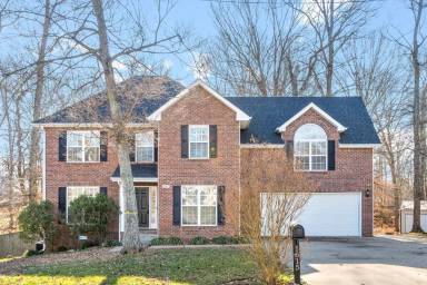 Main picture of 1615 Barrywood Cir W