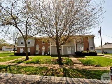 Main picture of 6883 Emerald Ave