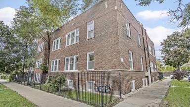 Main picture of 3903 W Shakespeare Ave