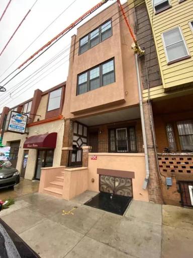 Main picture of 826 Reed St