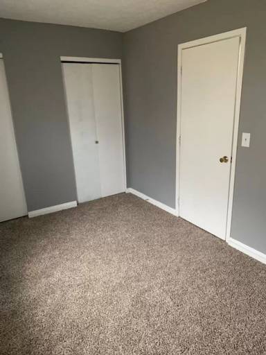 Main picture of 1704 Linda Ln Apartments